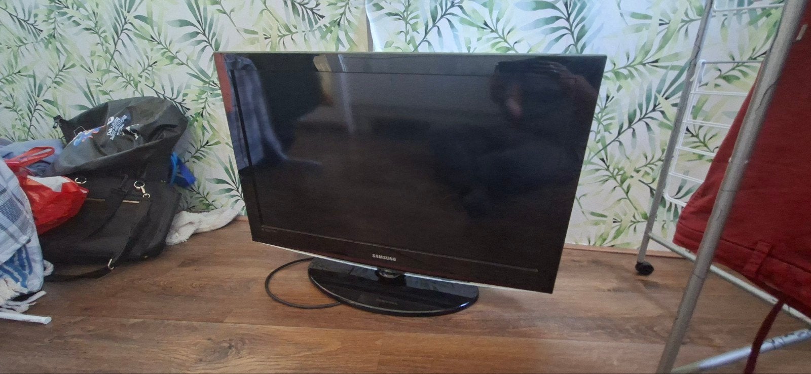 Samsung LE32C450E1W 32 inch LCD TV, Ophalen, Gebruikt, 50 Hz, 80 tot 100 cm