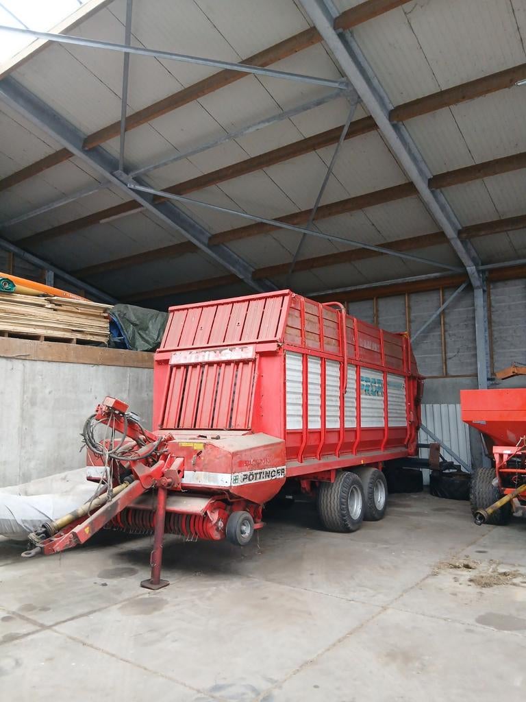 Pottinger Opraapwagen/Silagewagen, Ophalen, Gebruikt