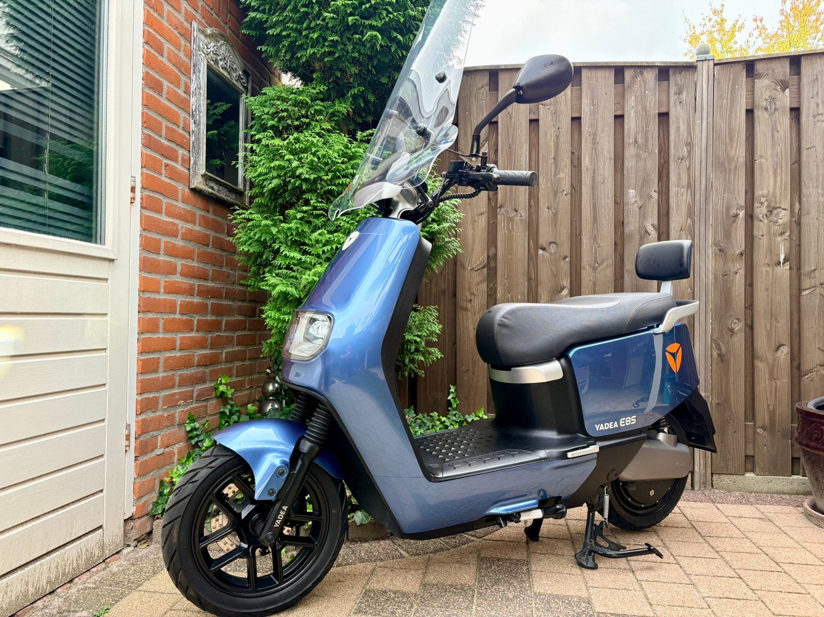 Yadea E8S Electrische scooter 2024, Ophalen, Gebruikt, Maximaal 45 km/u, Elektrisch
