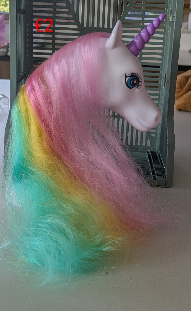 Unicorn hoofd met regenboog manen - styling / kappop, Ophalen, Zo goed als nieuw, Meisje