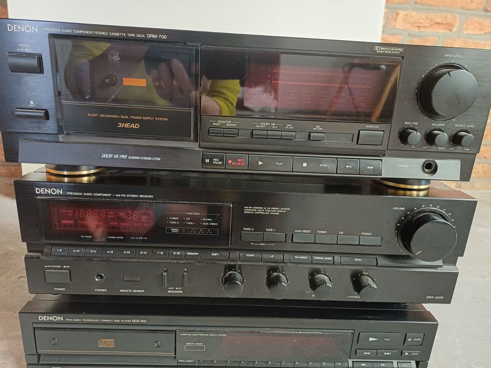 Denon Stereo Installatie met Mission 780 Speakers