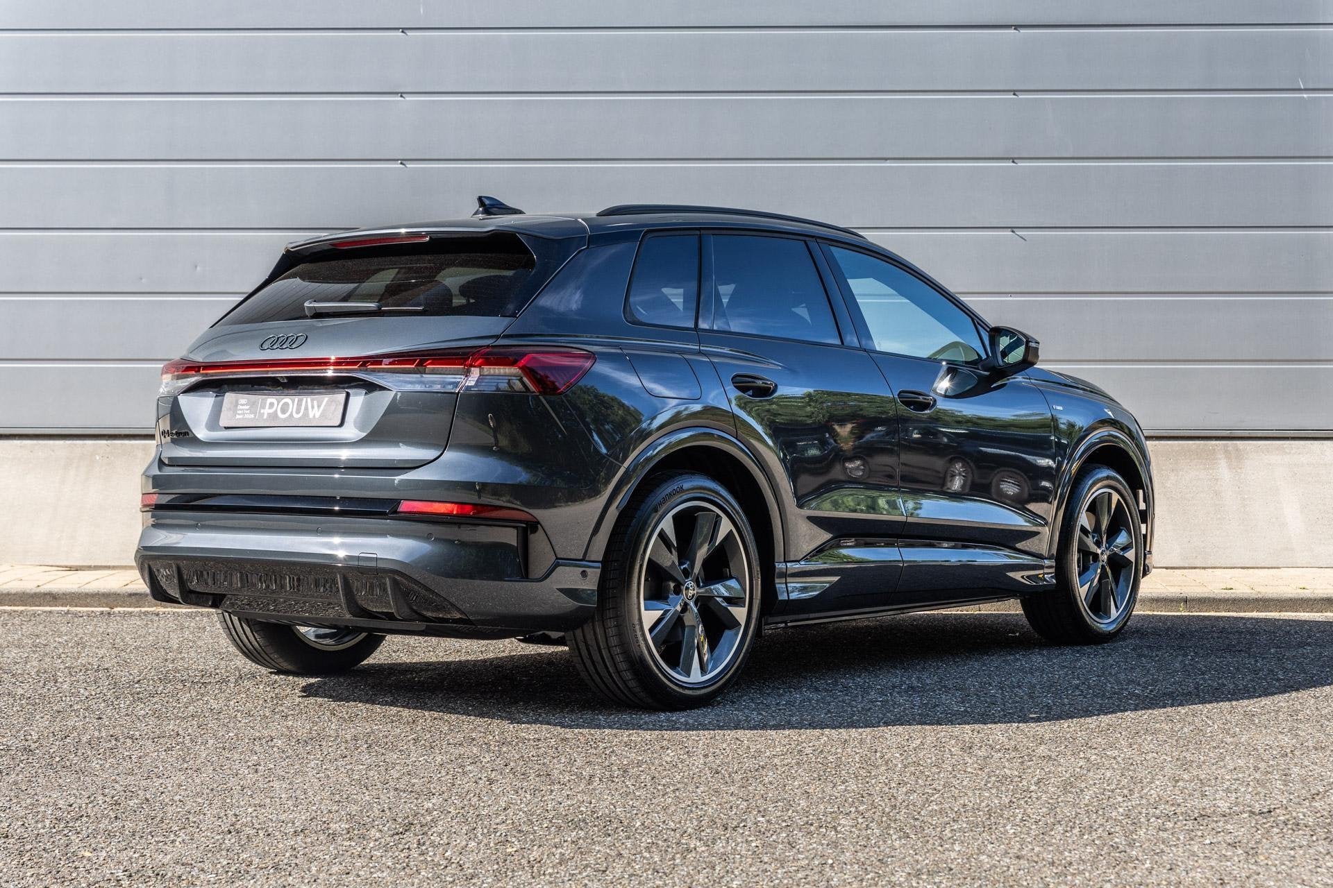 Audi Q4 e-tron 286pk S Edition 82 kWh | Tech Plus | Panorama, Auto's, Automaat, 12 maanden, Achterwielaandrijving, 510 min