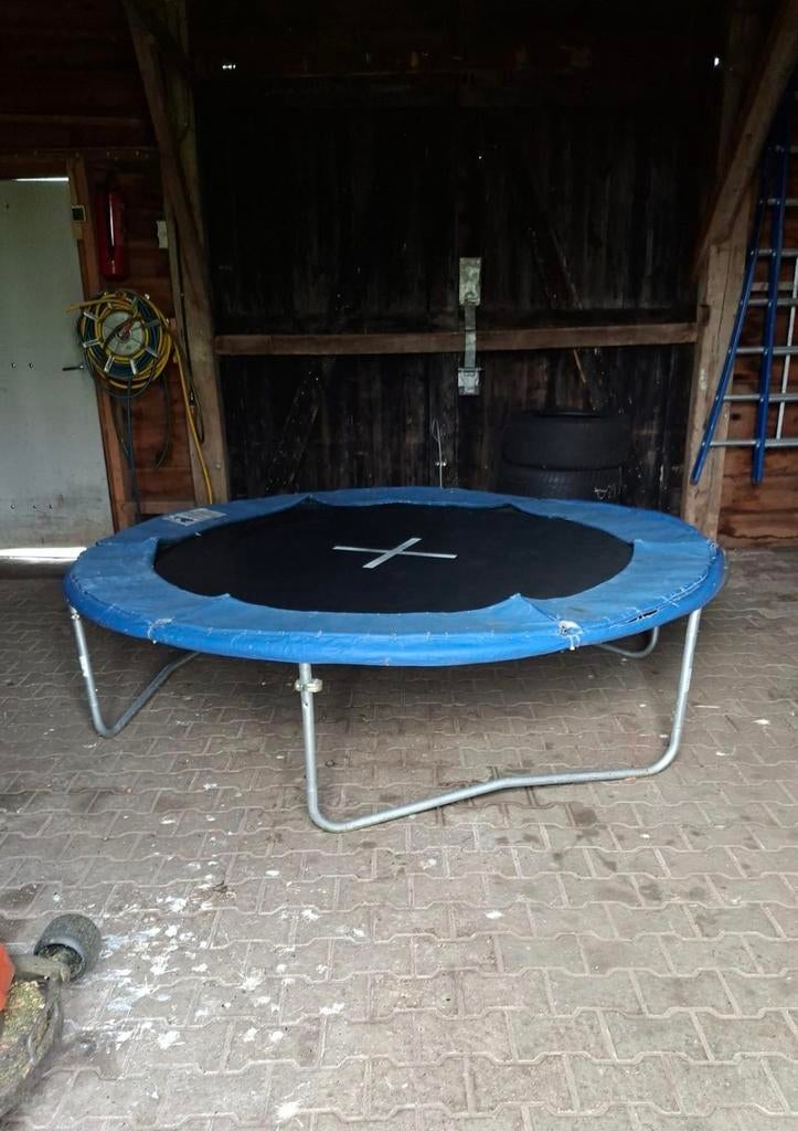 Trampoline gebruikt, Ophalen, Gebruikt