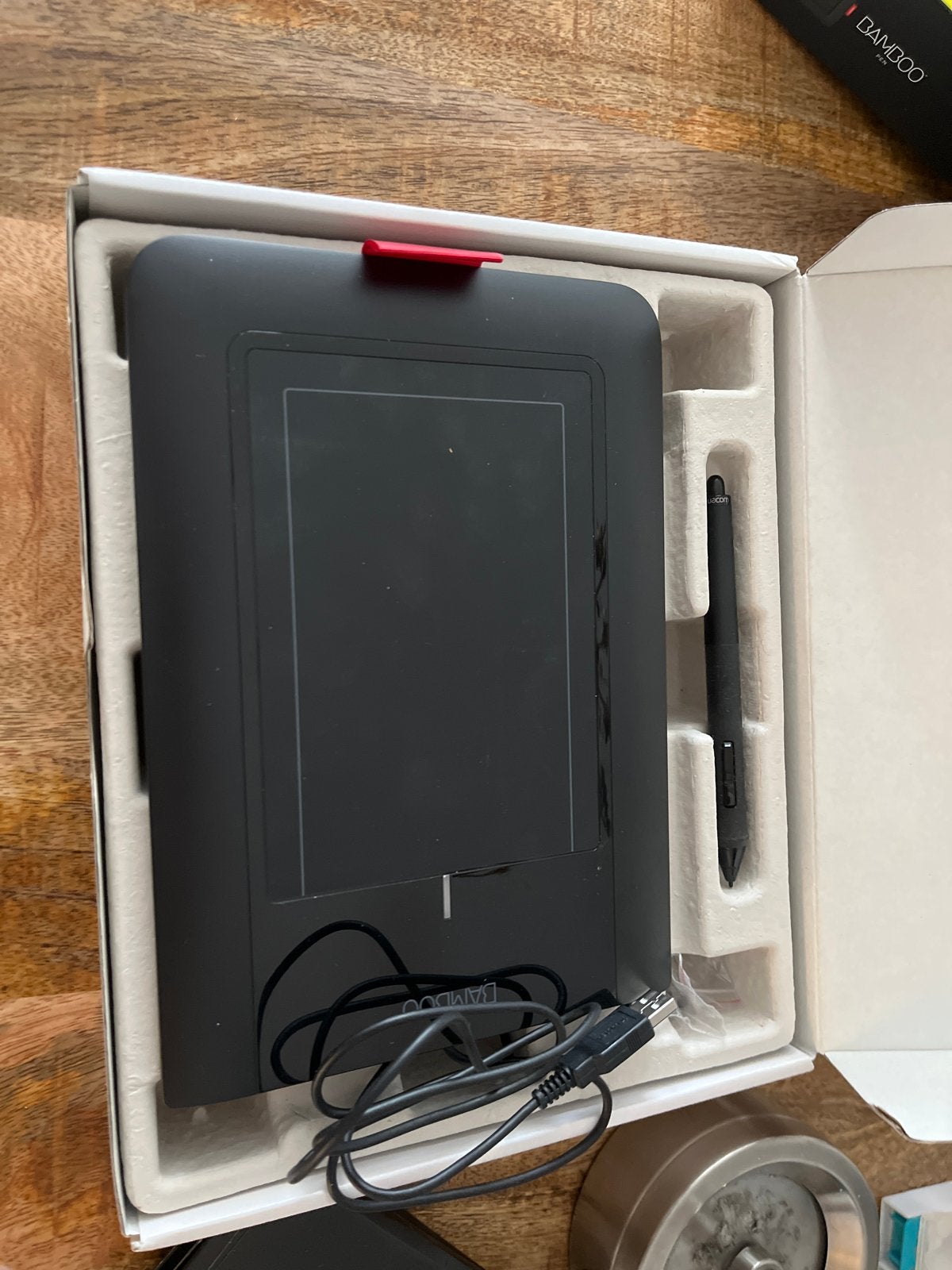 Wacom Bamboo Pen CTL-460/K Tekentablet - Nieuw in doos, Computers en Software, Tekentablets, Ophalen, Nieuw, Bedraad