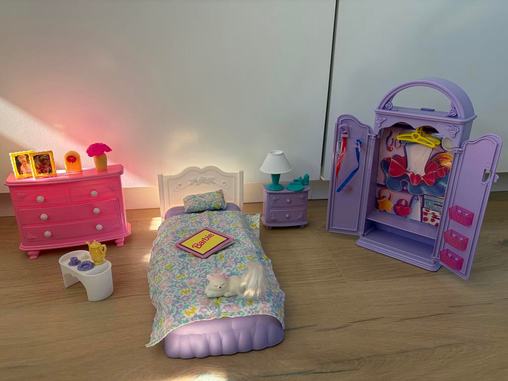 Vintage 1993 mattel Barbie so much to do bedroom!, Ophalen of Verzenden, Gebruikt, Meisje
