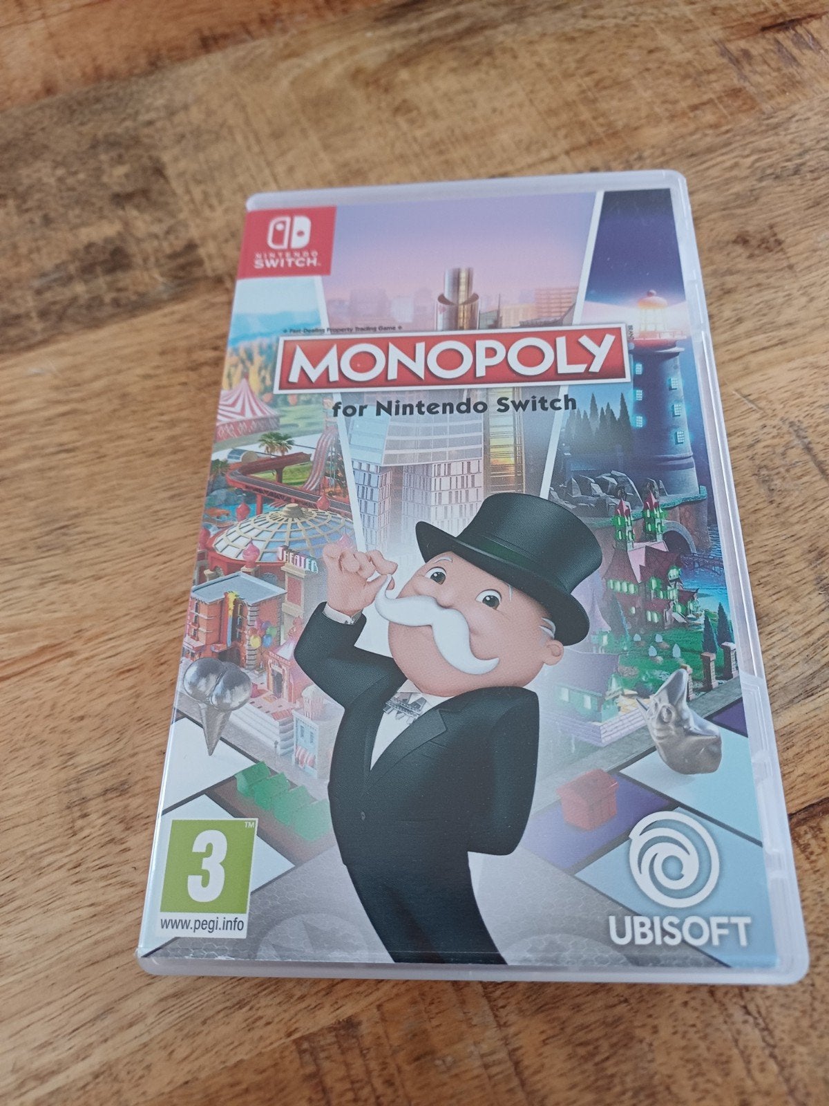 Monopoly voor Nintendo Switch - Zo goed als nieuw, Spelcomputers en Games, Games | Nintendo Switch, Overige genres, Eén computer