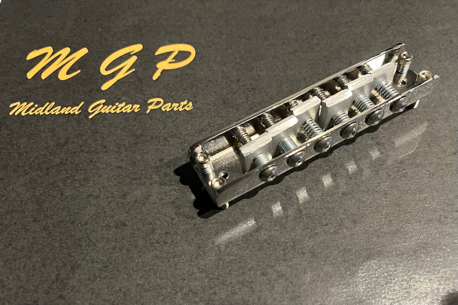 Originele Rickenbacker Gitaarbrug Assembly - 6 zadels, Muziek en Instrumenten, Ophalen of Verzenden, Nieuw