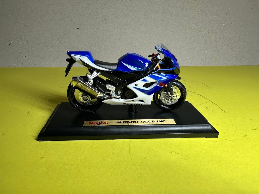Maisto Suzuki GSX-R 1000 1:18, Hobby en Vrije tijd, Modelauto's | 1:43, Ophalen of Verzenden, Zo goed als nieuw, Overige typen