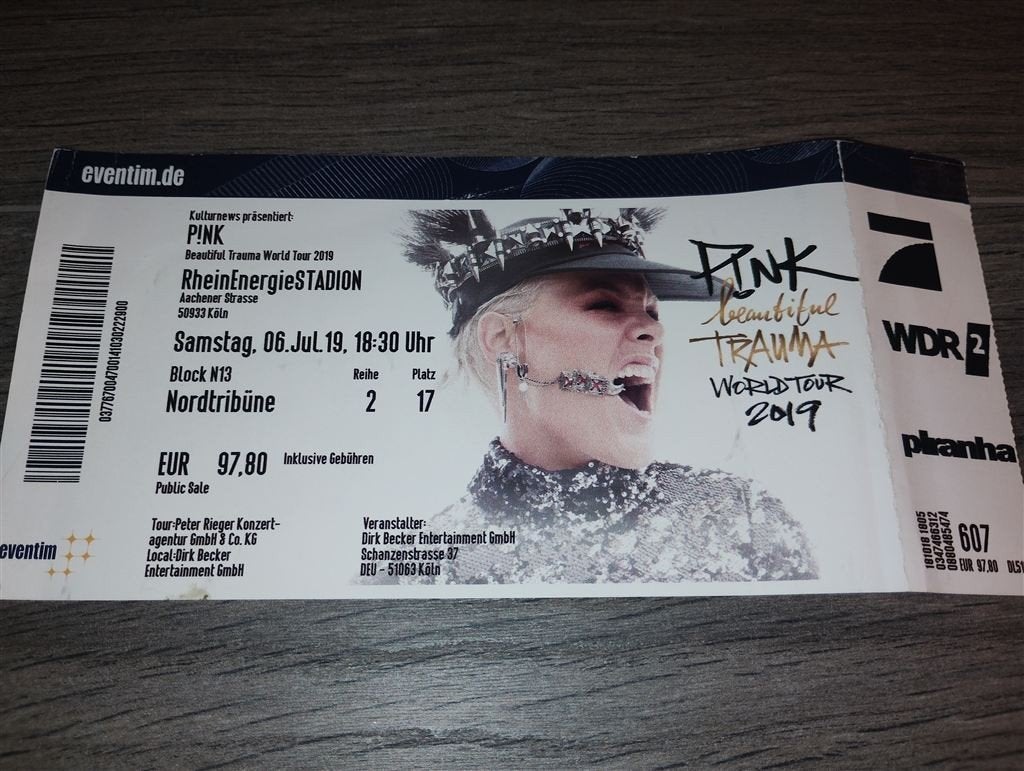 Oud Concertkaartje Pink RheinEnergie Stadion 6 Juli 2019, Tickets en Kaartjes, Drie personen of meer, Maart