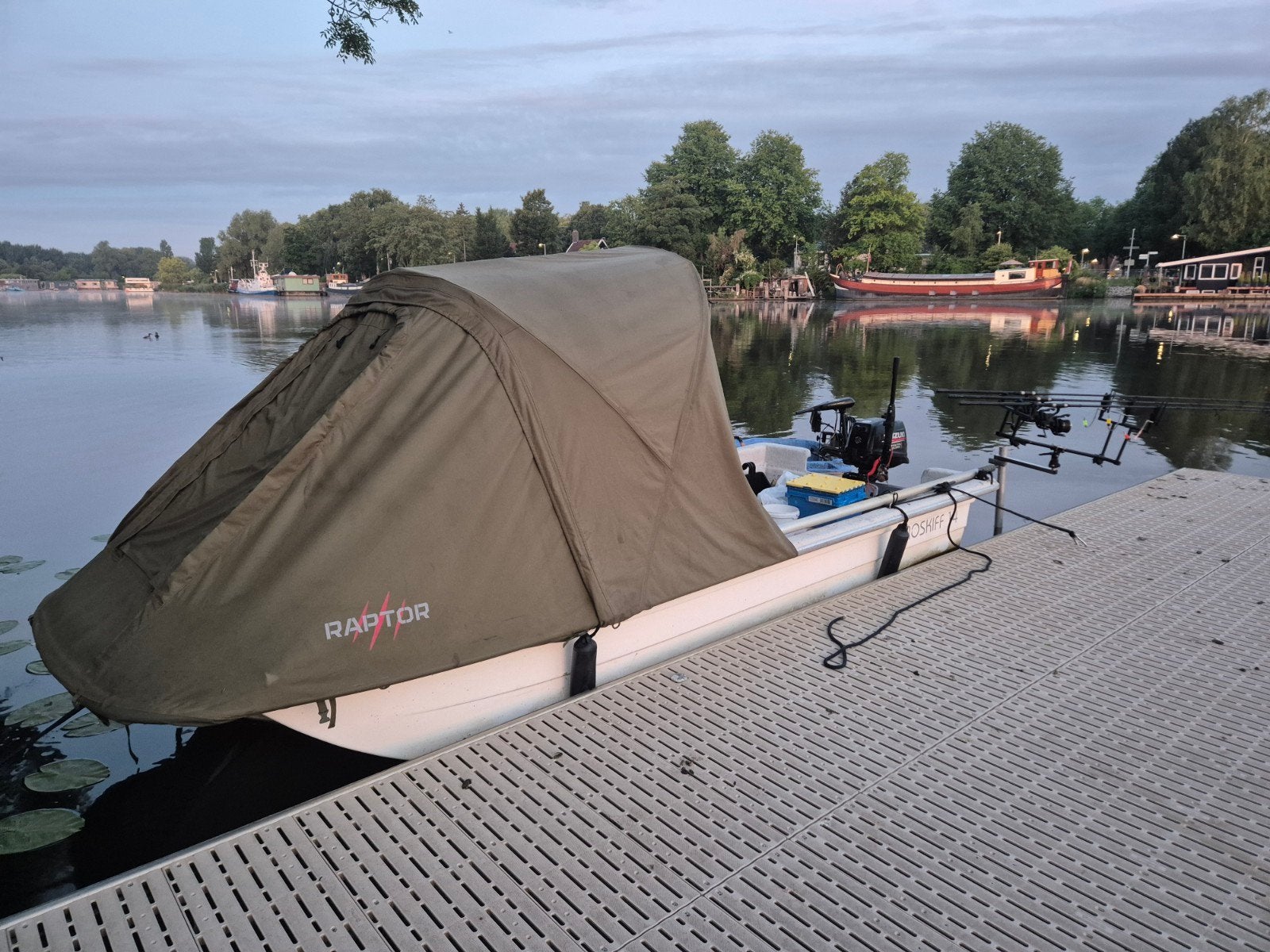 Karperboot euroskiff 14 25pk yamaha autolube met raptortent, Ophalen, Gebruikt, Complete set