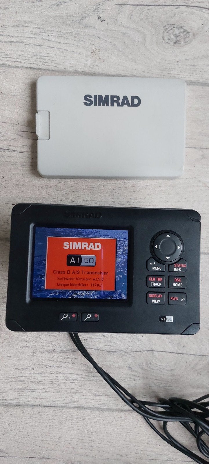 Simrad AI50 Klasse B AIS-transponder voedingskabel en zonnek, Watersport en Boten, Ophalen of Verzenden, Zo goed als nieuw, Communicatie