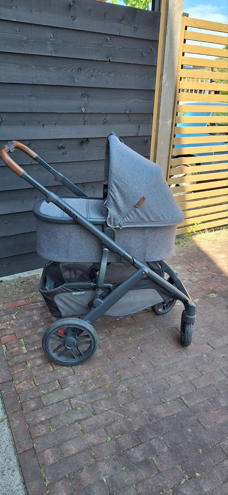 UPPAbaby Vista V2 Combiwagen met Reiswieg en Accessoires, Kinderen en Baby's, Kinderwagens en Combinaties, Ophalen