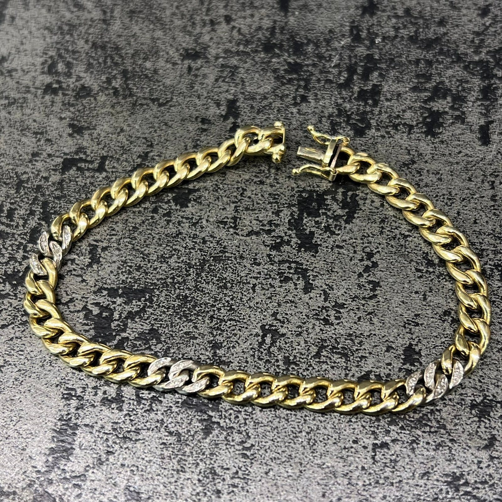 14 karaat gouden armband cuban schakel briljant stenen, Ophalen of Verzenden, Zo goed als nieuw, Goud