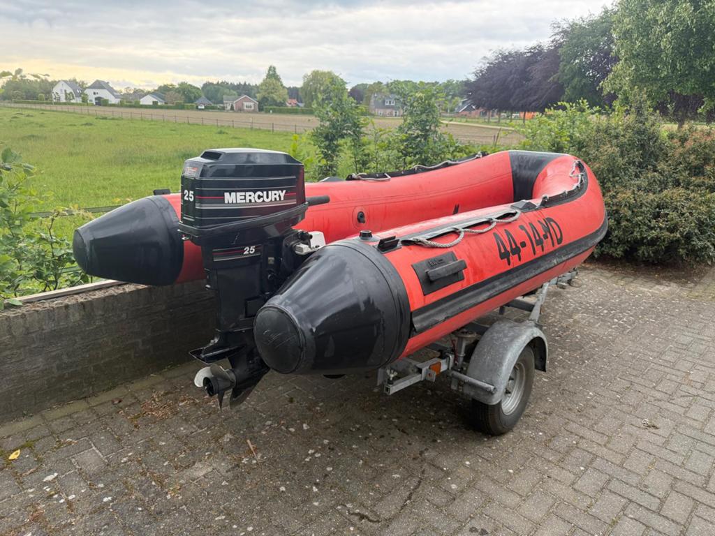 Rubberboot BWA, Ophalen, Zo goed als nieuw