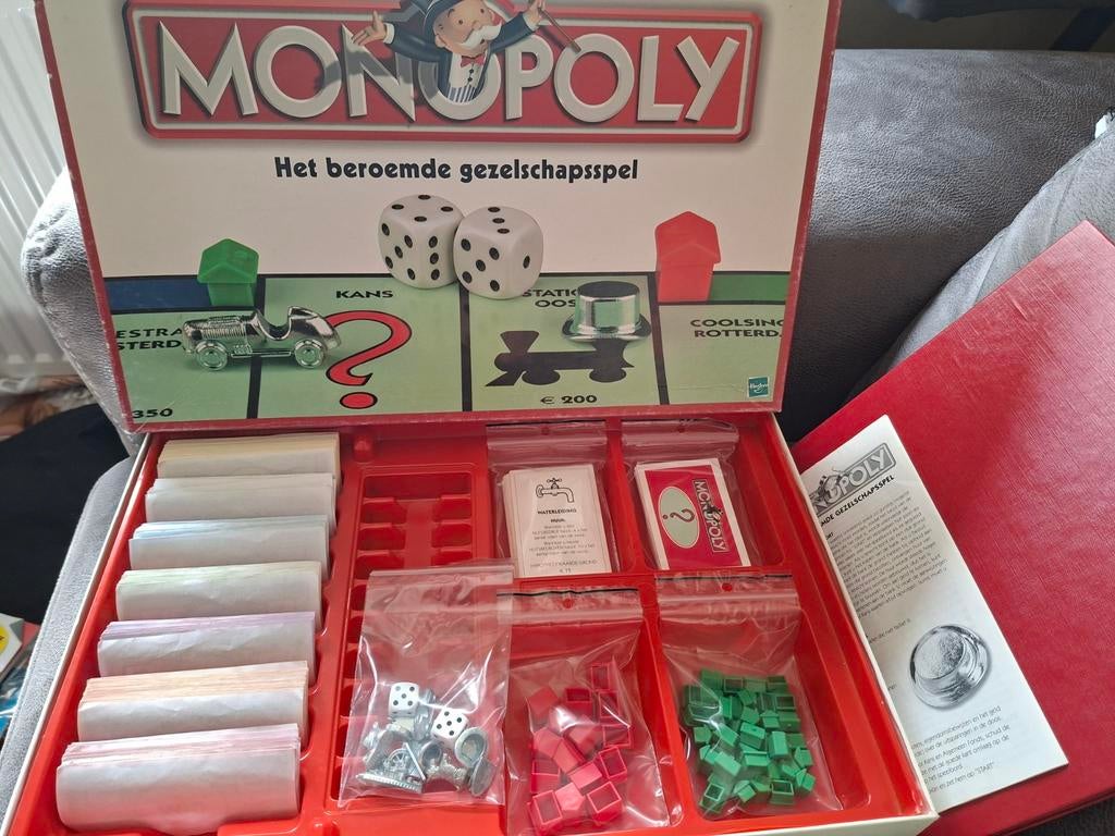 Monopoly, Hobby en Vrije tijd, Gezelschapsspellen | Bordspellen, Ophalen of Verzenden, Zo goed als nieuw