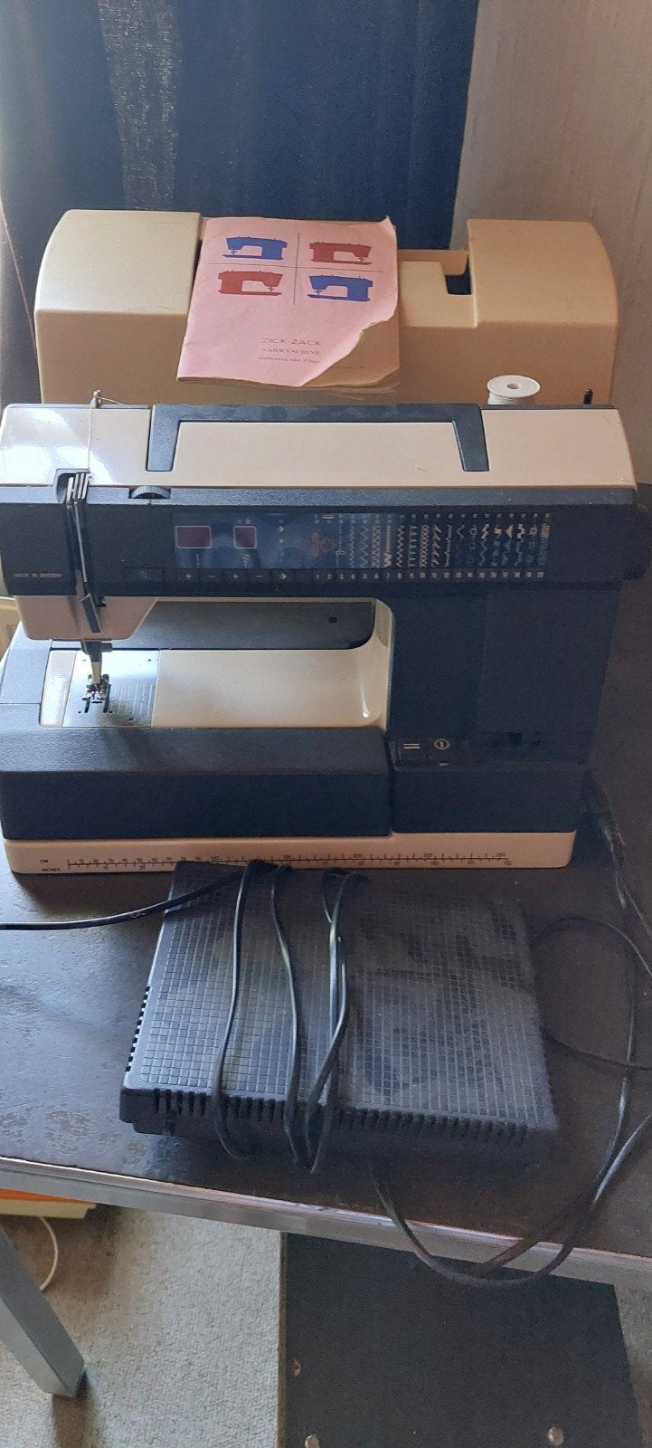 naaimachine husqvarna  2 x dezelfde, Ophalen, Naaimachine, Overige merken