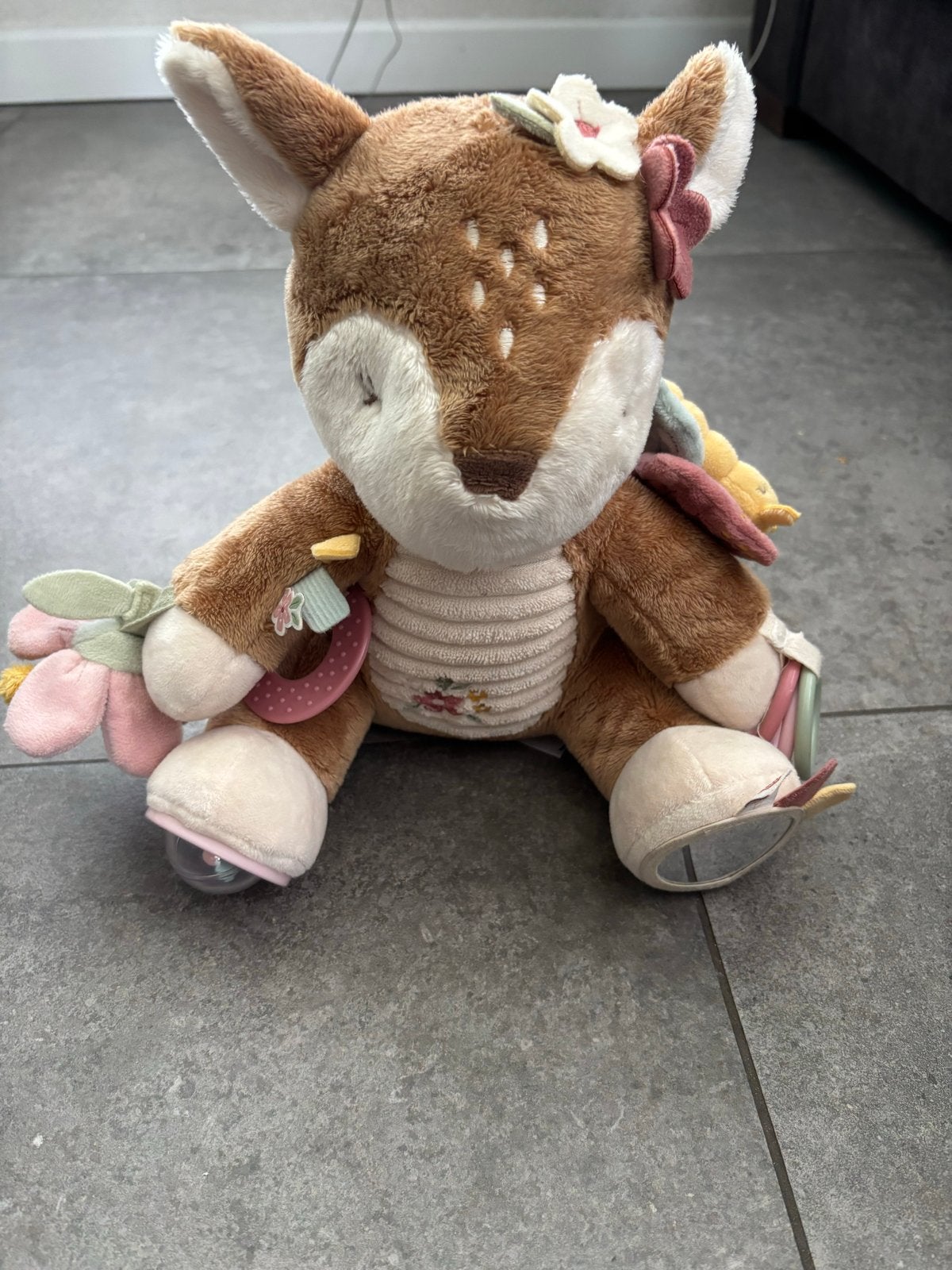 Little Dutch knuffel Hert met activiteiten, Ophalen of Verzenden, Zo goed als nieuw, Overige typen
