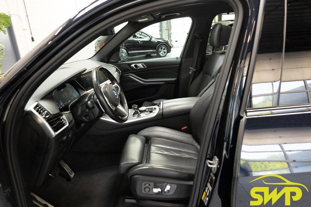 BMW X5 xDrive45e High Executive | M-sport | Pano | 360 cam |, Auto's, BMW, Automaat, Gebruikt, 394 pk, Alcantara