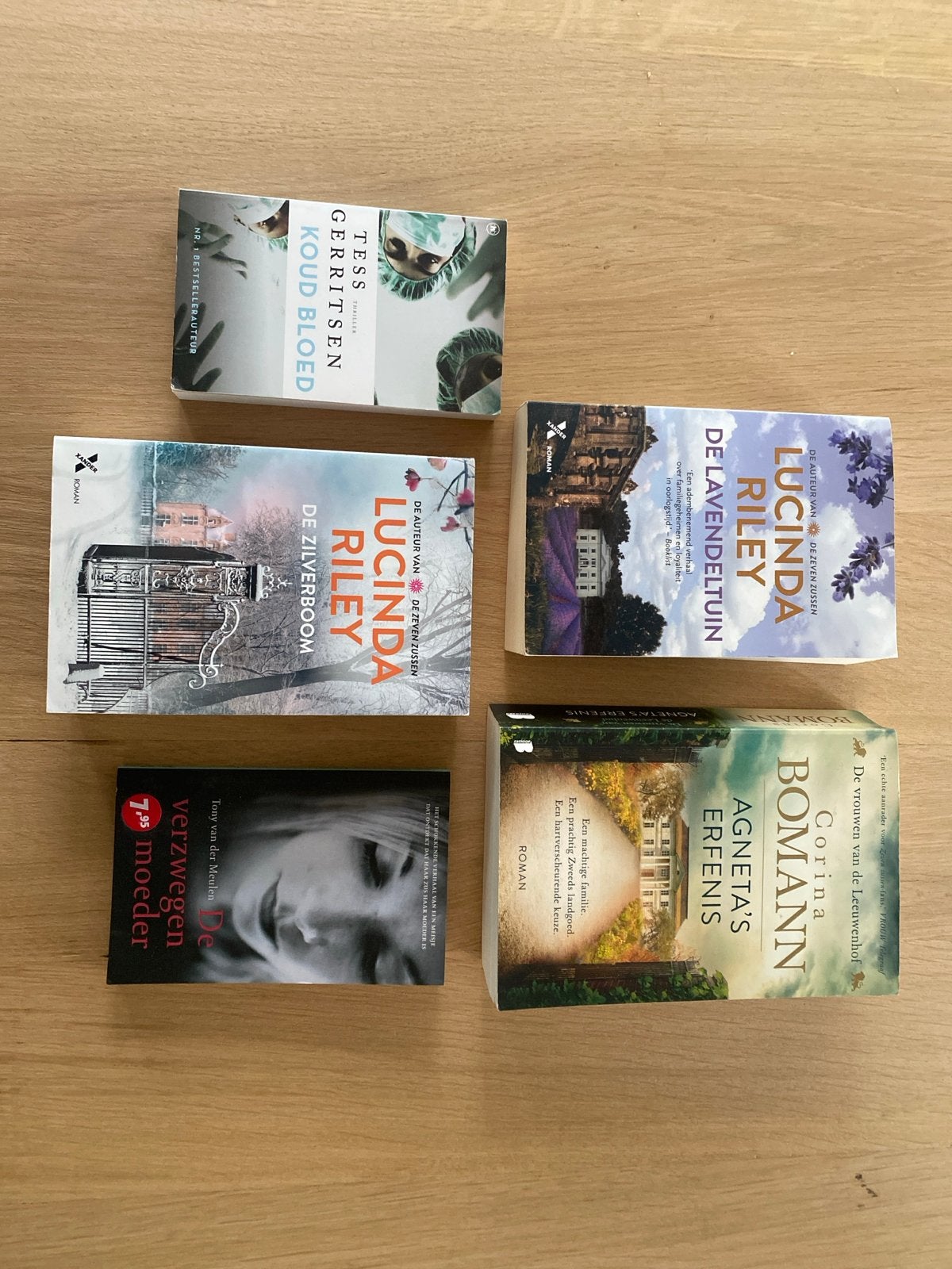Boekenpakket: Lucinda Riley, Tess Gerritsen, Corina Bomann, Boeken, Ophalen of Verzenden, Zo goed als nieuw
