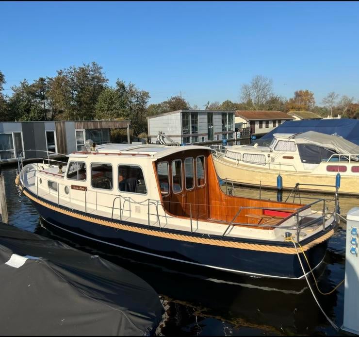 Te koop Valkvlet 10.30m open kuip, Watersport en Boten, Vlet, Ophalen of Verzenden, Gebruikt, Boegschroef