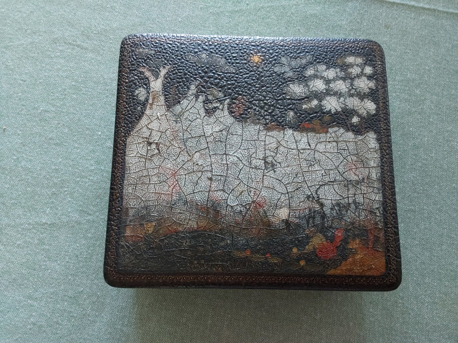 Antieke Japanse lakdoos met landschap, Antiek en Kunst, Ophalen of Verzenden