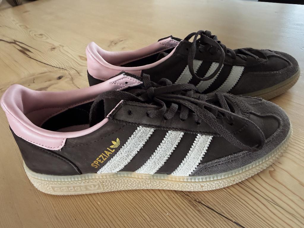 adidas Originals HANDBALL SPEZIAL UNISEX - laag, maat 39, Kleding | Dames, Schoenen, Bruin, Adidas, Ophalen of Verzenden, Sneakers of Gympen