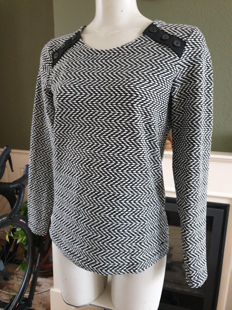 Sandwich mooie zwart witte trui mt M 38 40, Maat 38/40 (M), Verzenden, Zwart, Zo goed als nieuw