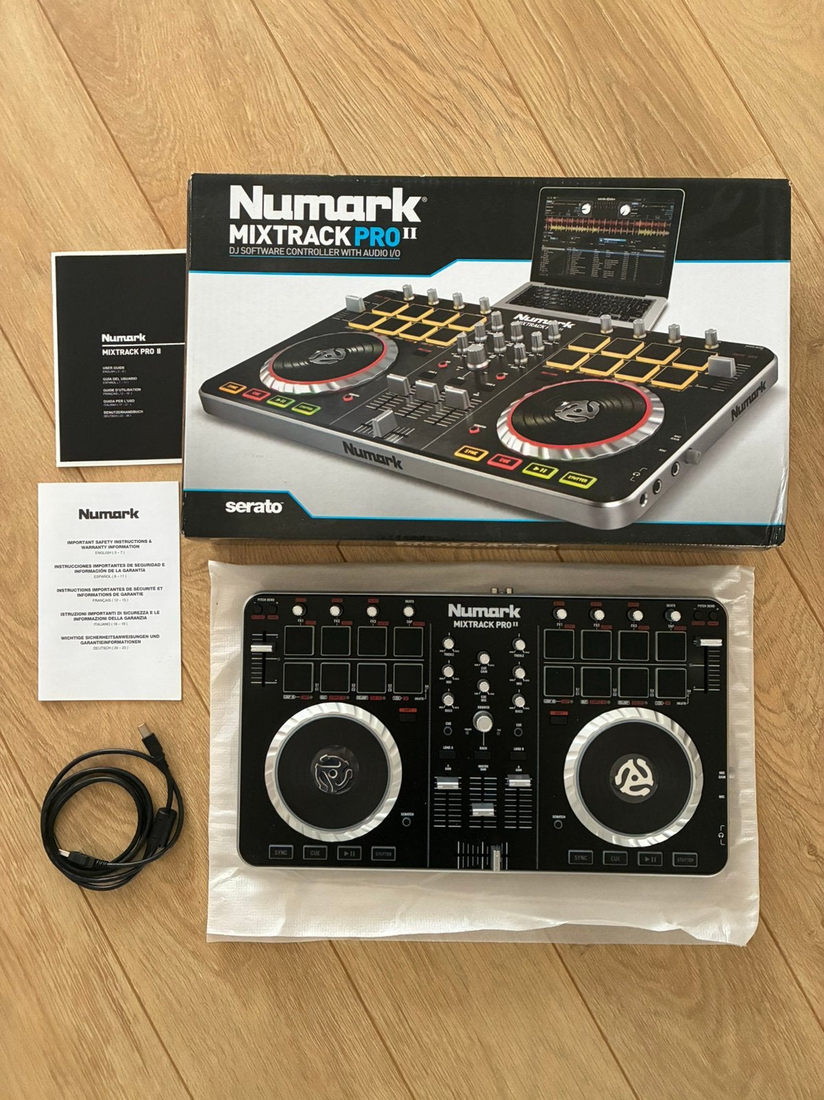 Numark mixtrack pro ii, in zeer goede staat, zie foto's, Ophalen of Verzenden, Zo goed als nieuw, Dj-set, Numark