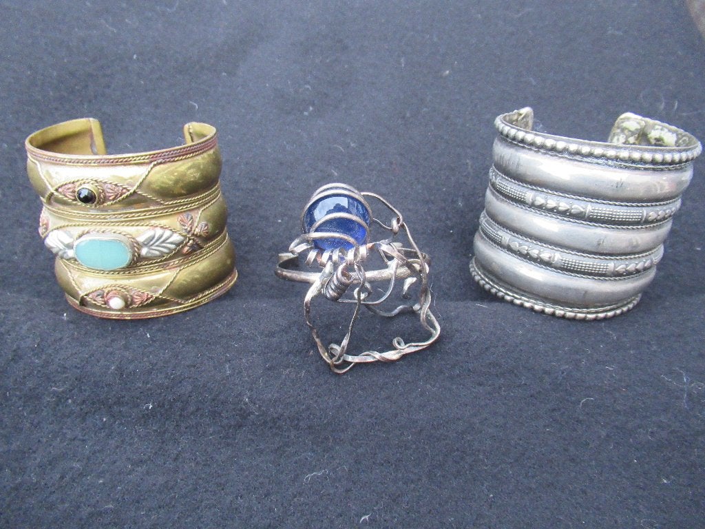 ARMBANDEN 3 heel verschillende decoratief zie beschrijving, Ophalen of Verzenden, Nieuw, Zilver, Overige materialen