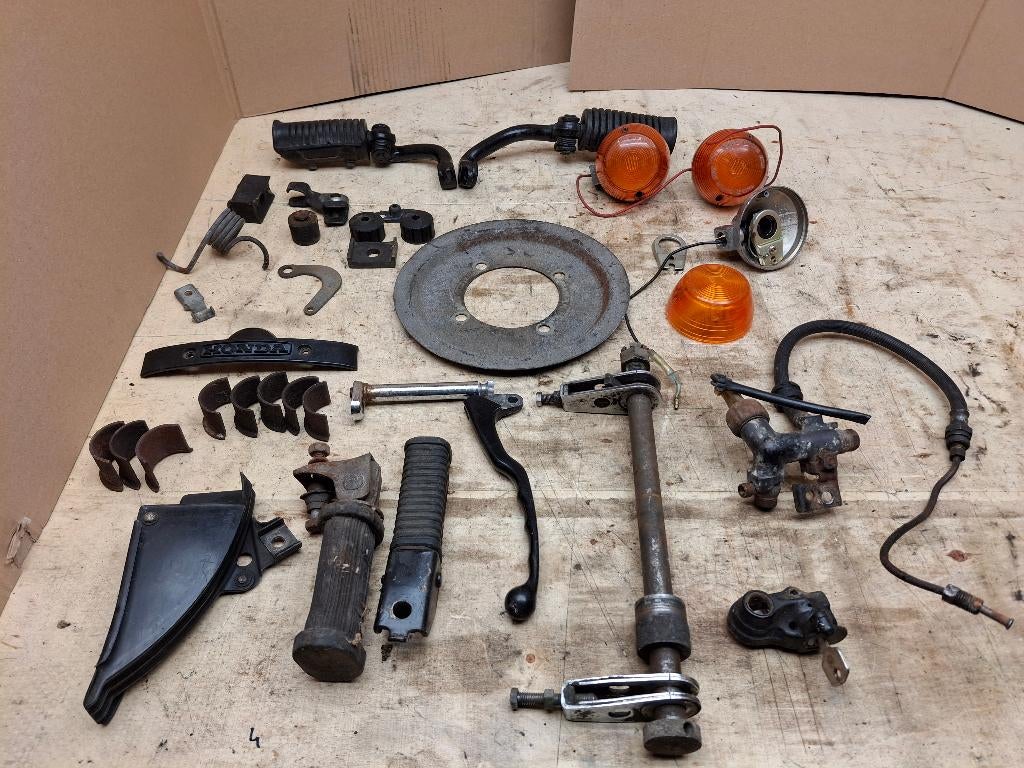 Verschillende Honda onderdelen (cb 350 400 500 750 cb350, Motoren, Ophalen, Gebruikt, ., .