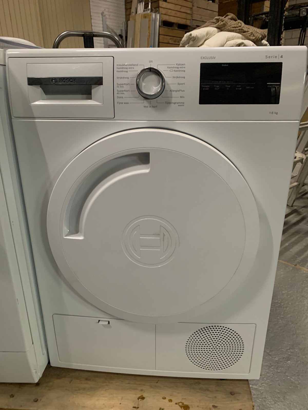 Bosch condensdroger, Ophalen, 6 tot 8 kg, Zo goed als nieuw, 85 tot 90 cm