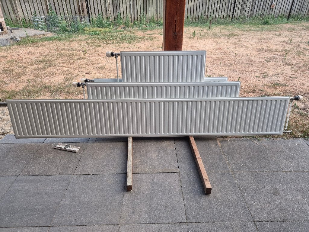 Radiatoren wit met thermostaatkraan, mag per stuk, Ophalen, Gebruikt, Radiator, 30 tot 80 cm