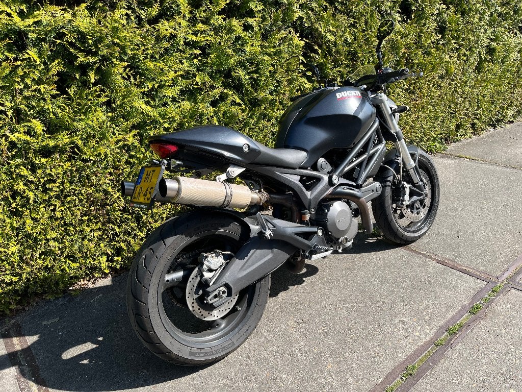 Ducati monster 696, Motoren, Motoren | Ducati, 2 cilinders, Sportuitlaat, Motorrijbewijs A, Gebruikt