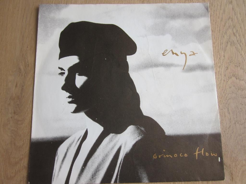 Enya - Orinoco flow / Out of the blue, Cd's en Dvd's, Vinyl Singles, Verzenden, 7 inch, Zo goed als nieuw, Pop