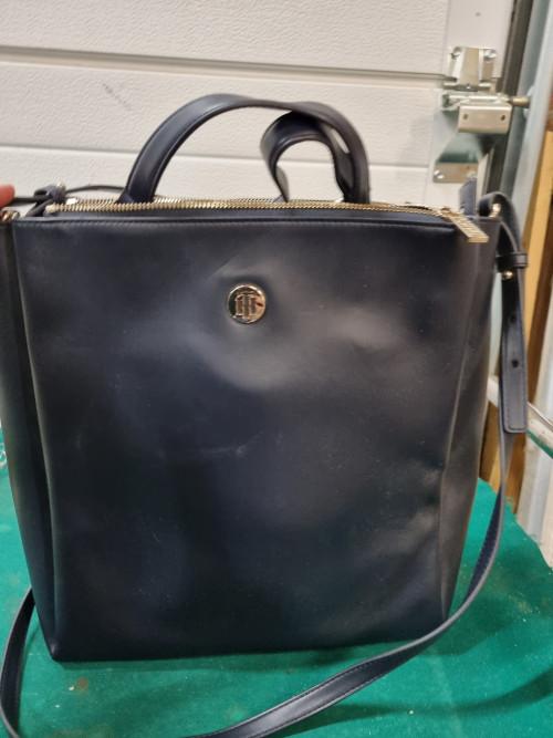 schoudertas tommy hilfiger donker blauw, Ophalen of Verzenden, 'T Olde Gre-j, Info@toldegrej.nl, Endepoelstraat 20f Didam