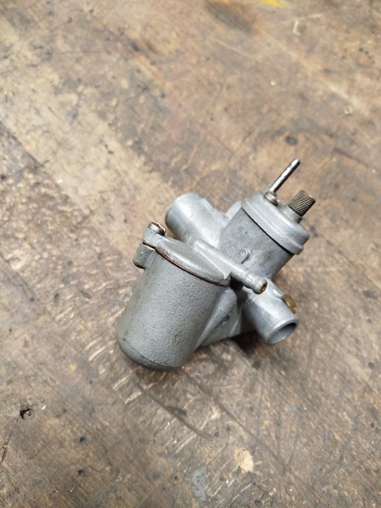 Bing 10mm carburateur Zündapp, Fietsen en Brommers, Ophalen of Verzenden, Gebruikt, Carburateur, Bing