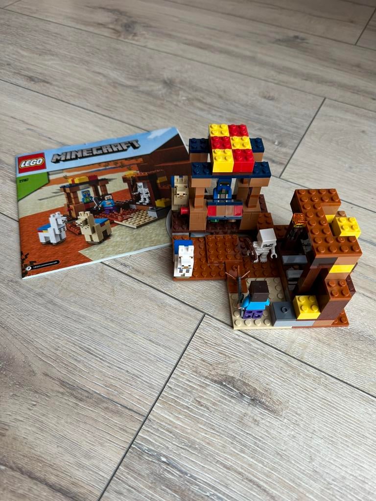 Lego 21167 Minecraft complete set, minifiguren, Ophalen of Verzenden, Zo goed als nieuw