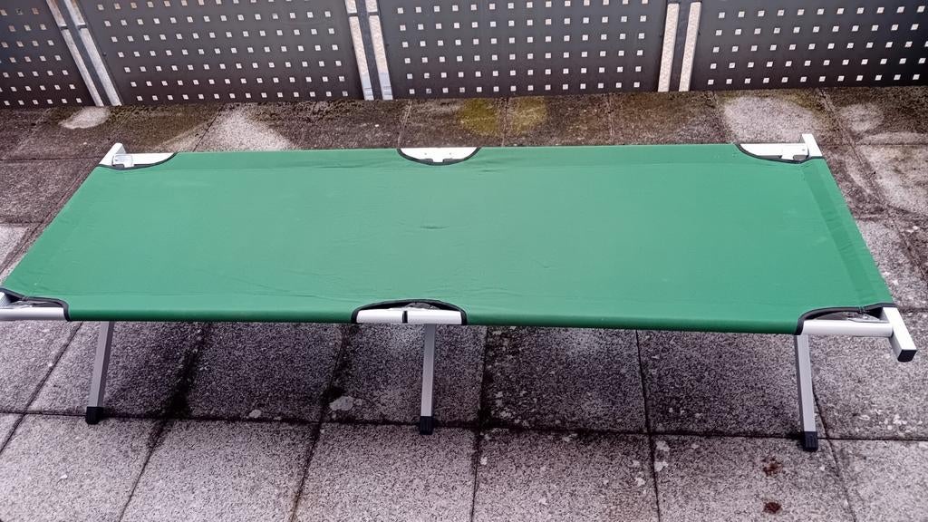 Nieuw!! Opvouwbaar veldbed / campingbed - Groen, Ophalen of Verzenden, Gebruikt
