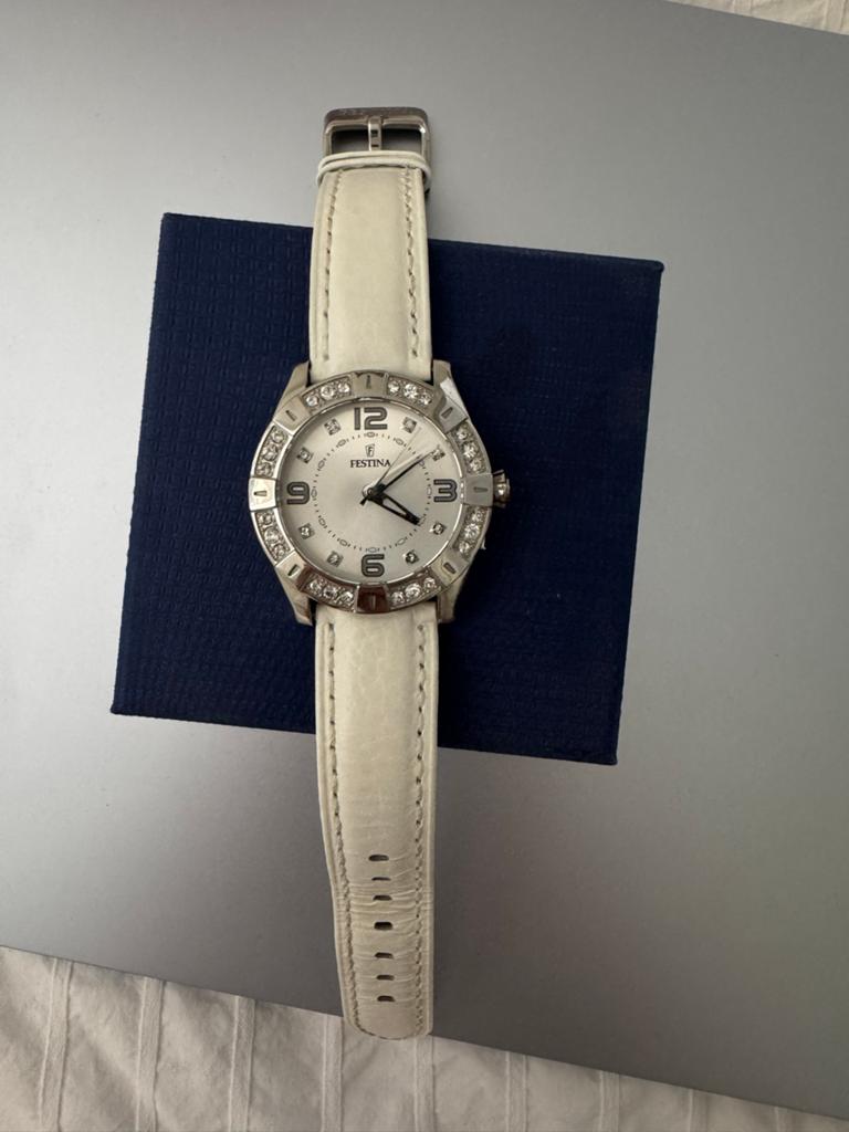 Festina Dames Horloge met Strass - Wit Leren Bandje, Overige merken, Staal, Polshorloge, Ophalen of Verzenden