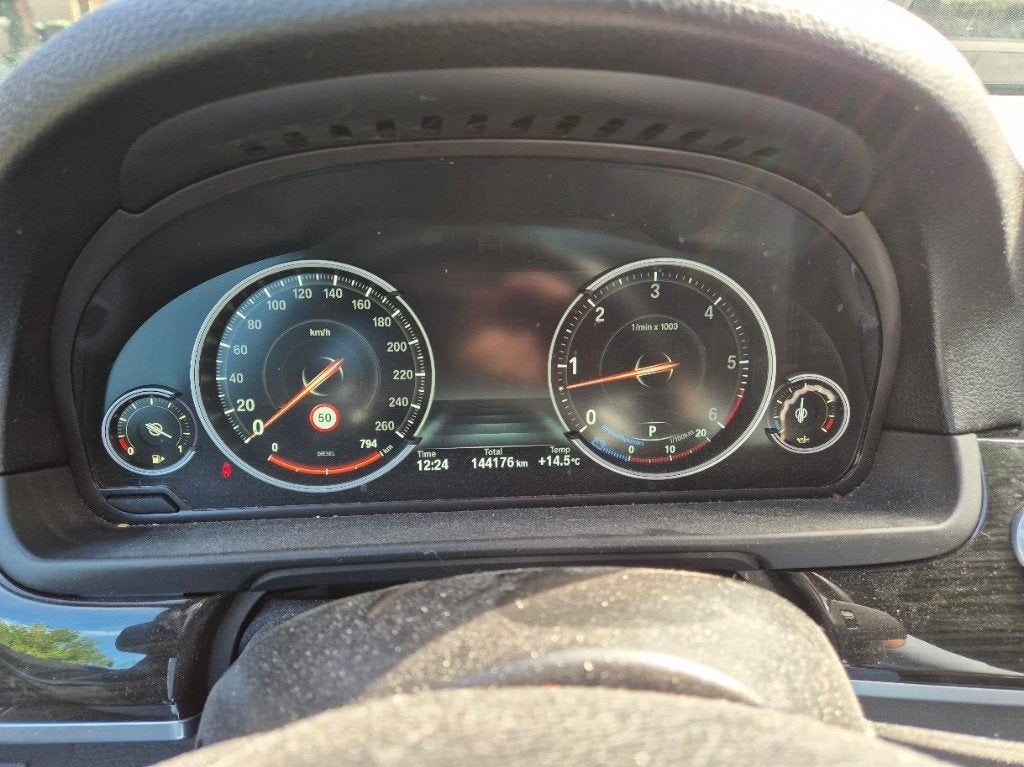 BMW 5-Serie 535D 230KW Sedan X-drive 2013 Zwart, 144.000 km!, Automaat, Zwart, 2000 kg, Zwart