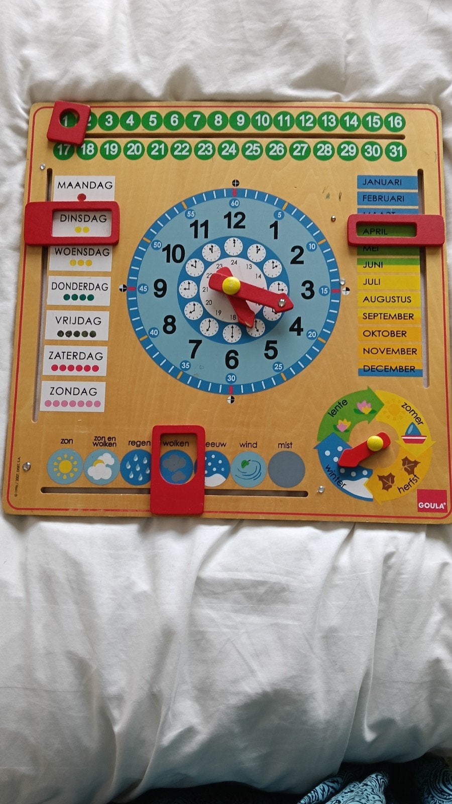 Goula Houten Kalenderklok - Leerzaam Speelgoed, Kinderen en Baby's, Ophalen, Gebruikt, Taal en Lezen