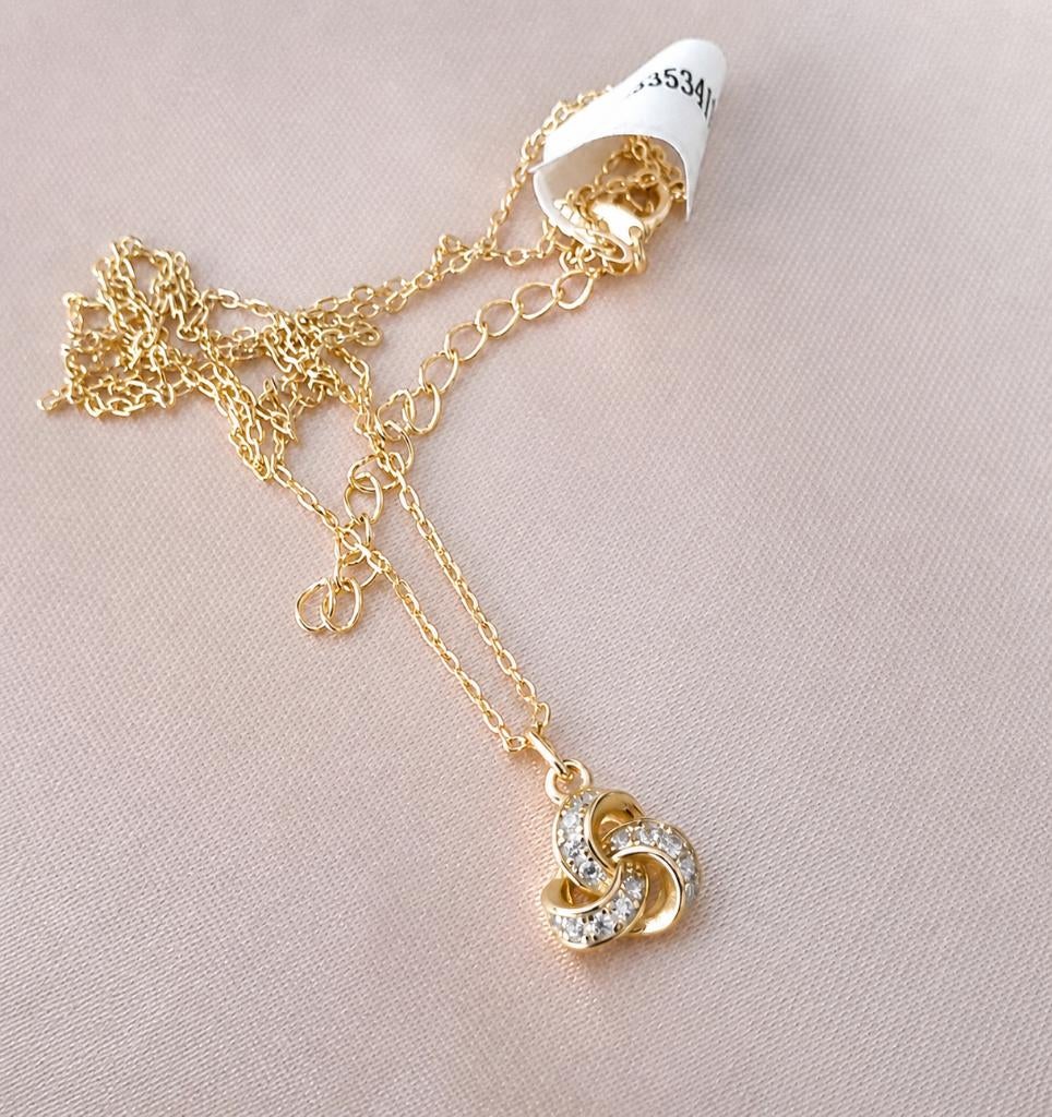 Ketting met hanger goud met knoop en witte diamantjes, Nieuw, Ophalen of Verzenden, Met kristal, Goud