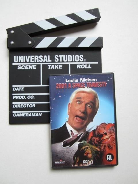 2001 a space travesty DVD, Cd's en Dvd's, Dvd's | Komedie, Zo goed als nieuw, Romantische komedie, Alle leeftijden, Ophalen of Verzenden