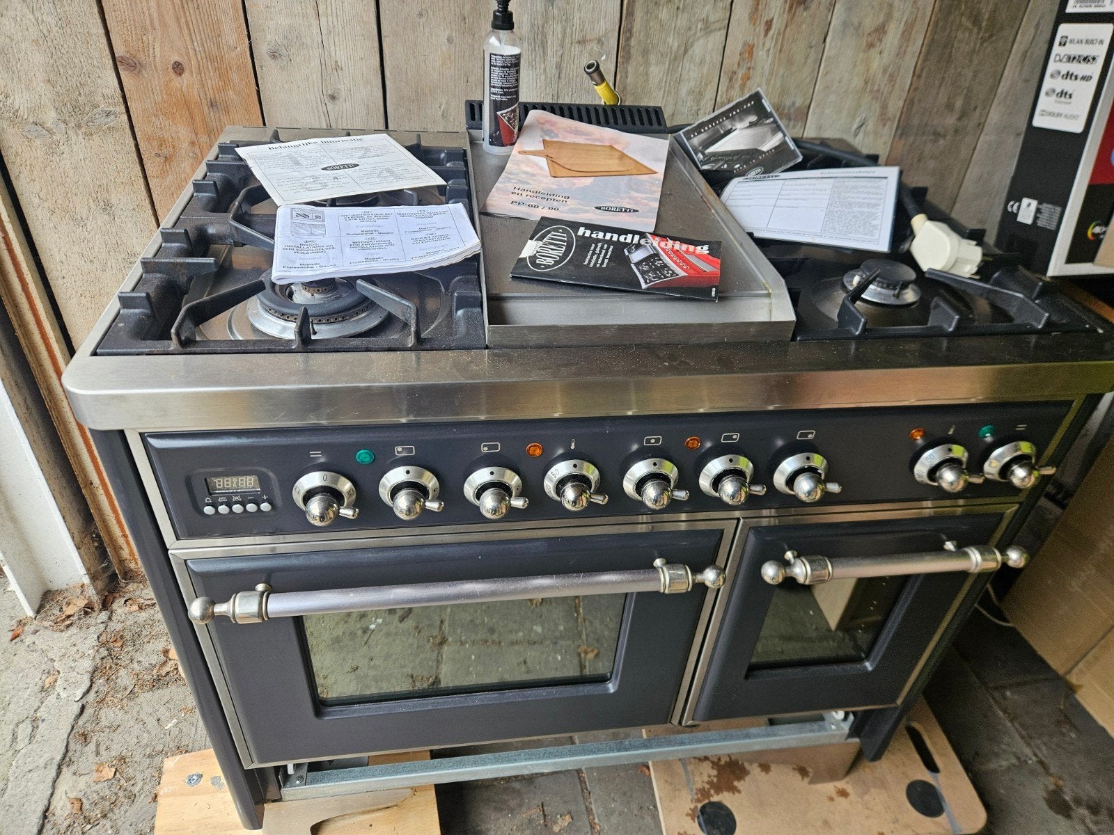 Fornuis met dubbele oven bakplaat en 4 gaspitten, Ophalen, Gebruikt, Hete lucht, 60 cm of meer