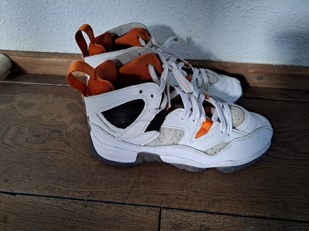 Nieuwstaat! Korfbal schoenen nike Jordan maat 38 😍, Sport en Fitness, Korfbal, Ophalen, Zo goed als nieuw, Schoenen