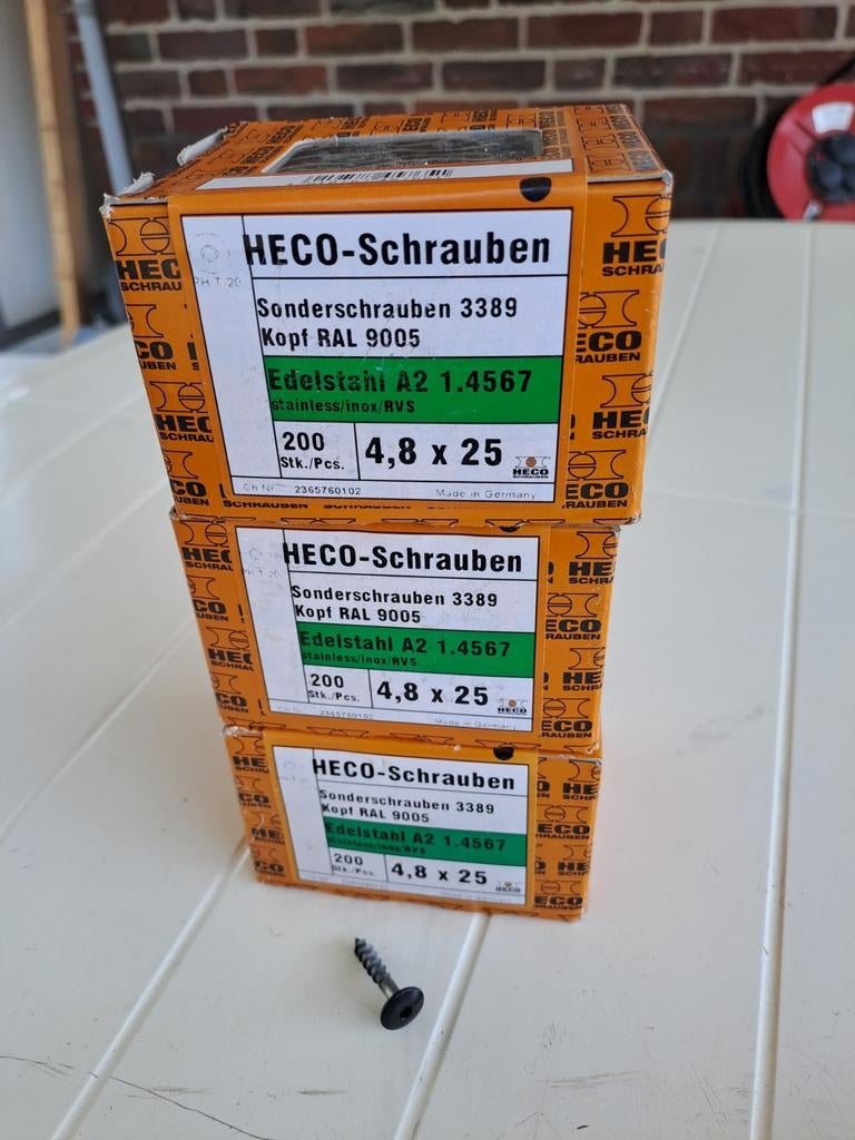 Rvs schroeven 4,825  edelstaal  zwart ral9005, Ophalen, Doos, Minder dan 50 cm, Minder dan 40 cm