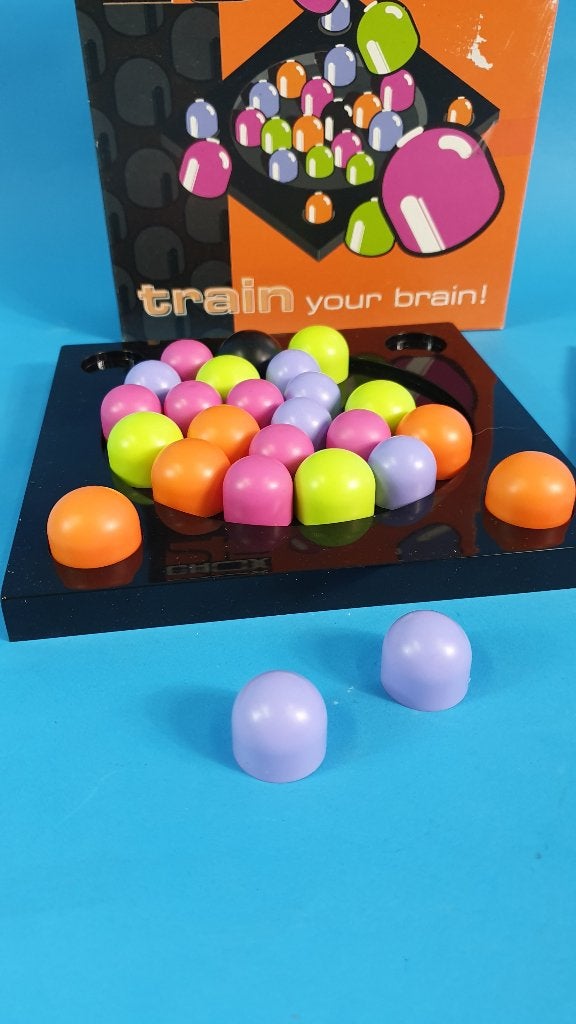 Crux 25 Train your Brain bordspel denkspel. 7A6, Hobby en Vrije tijd, Tweedehands verkoop, Tweedehands verkoop, Gebruikt, Ophalen of Verzenden