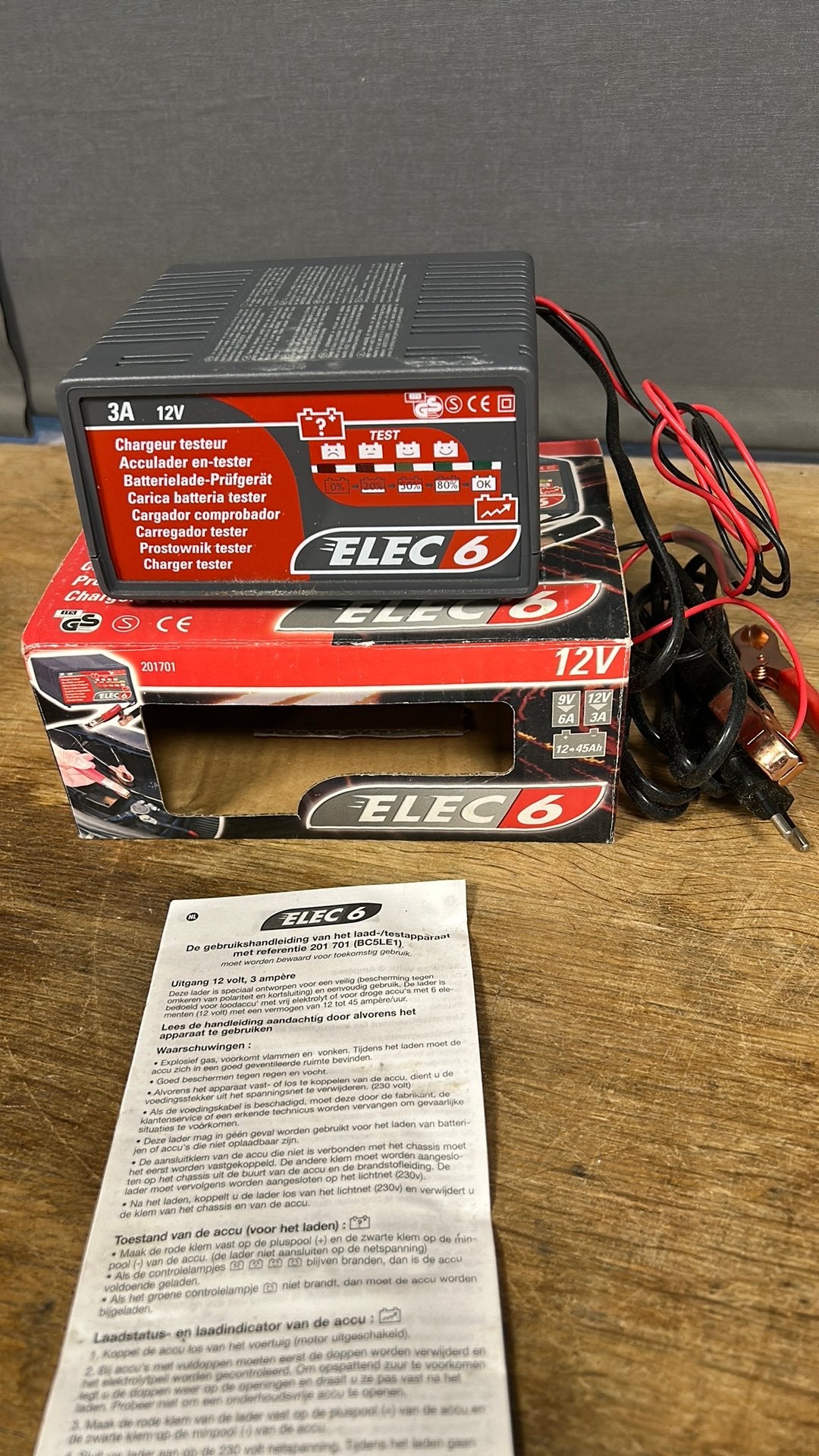 Elec 6 acculader / tester. 12 volt., Ophalen of Verzenden, Gebruikt, Universele onderdelen