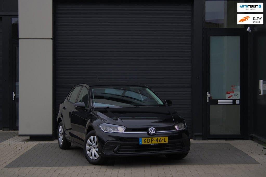 Volkswagen Polo 1.0 - Carplay - APK 2028 - Dealeronderhouden, Auto's, Volkswagen, Voorwielaandrijving, Stof, Gebruikt, Zwart