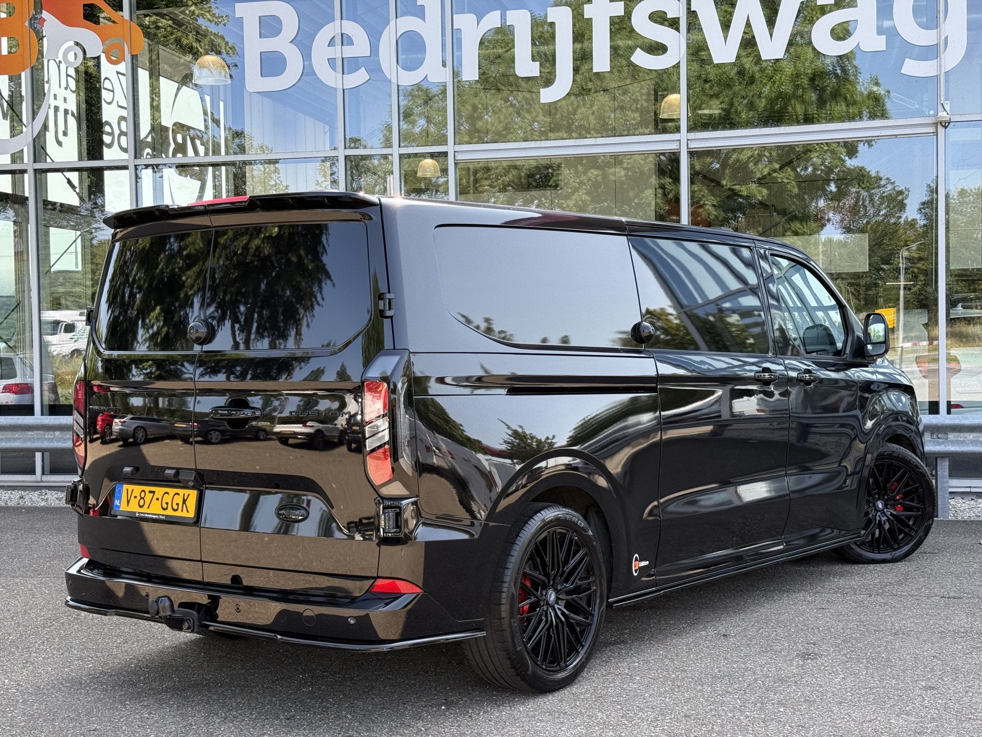 Ford Transit Custom 300 2.0 TDCI L2H1 Limited | ZB-Edition |, Auto's, Bestelauto's, Gebruikt, 4 cilinders, Automatische klimaatregeling